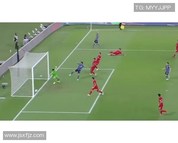 南京羽毛球队在世界杯预选赛中的团队协作表现分析与点评 南京羽毛球队在世界杯预选赛中的团队协作表现分析与点评