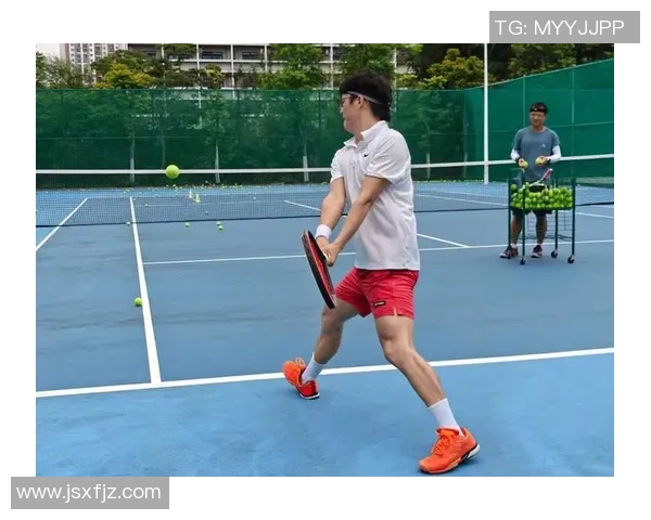 深圳网球队进攻革新探索：重塑战术理念与技术提升的全新篇章