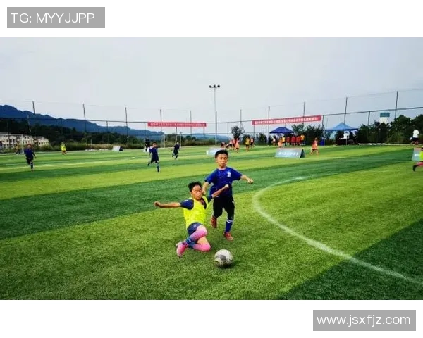 重庆足球队在邀请赛中的个人能力分析与表现评估